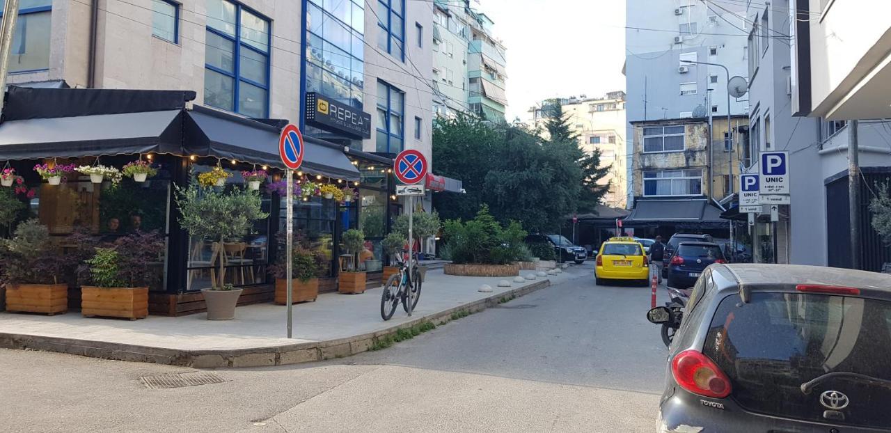 Nevila'S Apartment تيرانا المظهر الخارجي الصورة