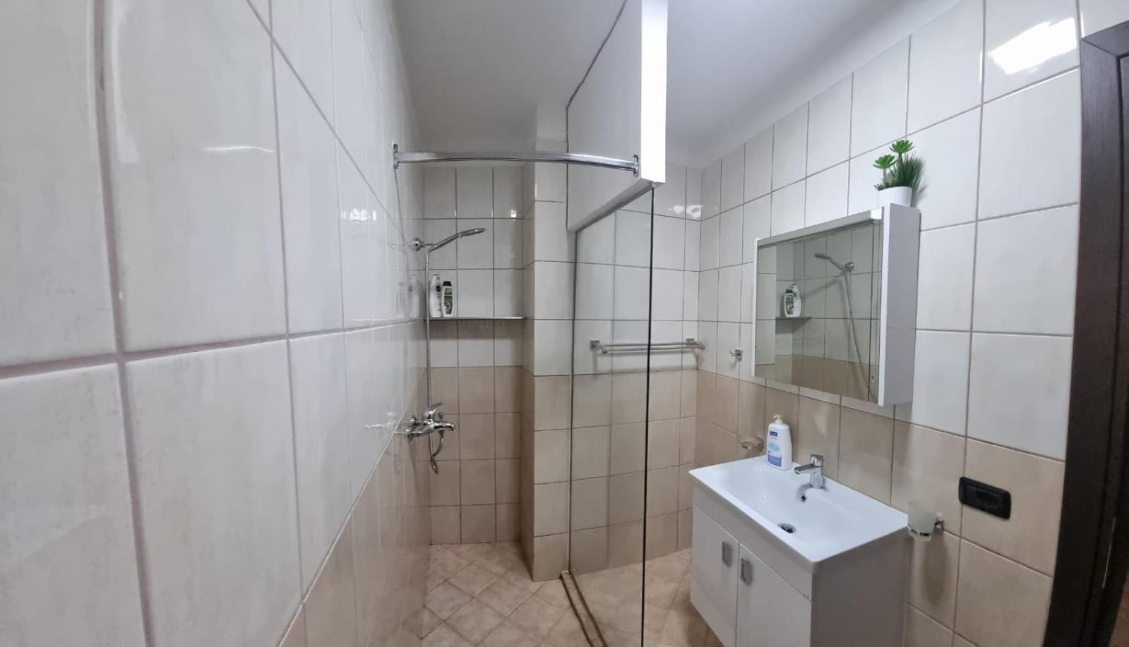 Nevila'S Apartment تيرانا المظهر الخارجي الصورة