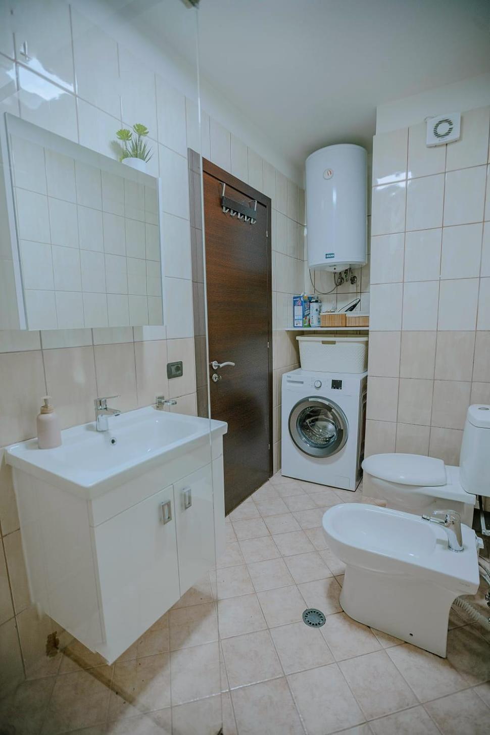 Nevila'S Apartment تيرانا المظهر الخارجي الصورة